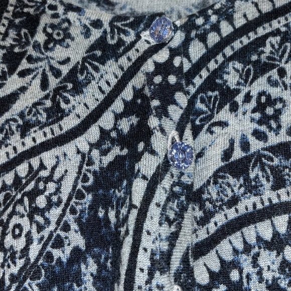 AUGUST SILK..SHADES OF BLUE WITH A DESIGN ON GREY BACKGROUND VISCOE AND SILK - Picture 5 of 12